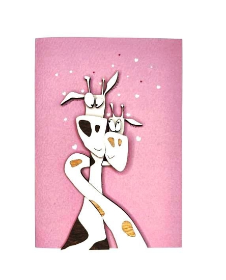 Picture of GREETING CARD "GIRAFFE HUG"