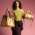 Εικόνα της GUSTAV KLIMT The Kiss Recycled Bag Loqi