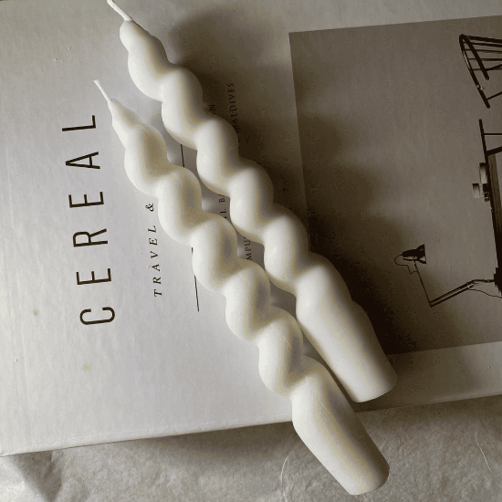 Εικόνα της Λαμπάδα Χειροποίητη Twisted White